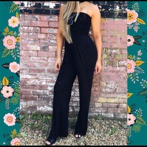 Fashion Nova Dresses - Fashion nova jumpsuit/S doesn’t come with belt Fashion Nova Dresses - Fashion nova jumpsuit/S doesn’t come with belt